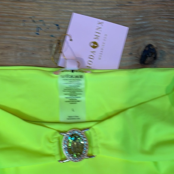 Moda Minx Bottom Yellow Large - Picture 2 of 6